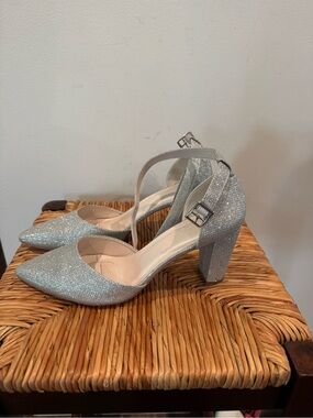 DB Studio Silver Glitter Block Heel D'Orsay Pump with Ankle Strap size 9